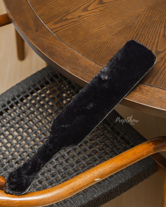 Restraints Sportsheets Leather Paddle with Black Fur Side