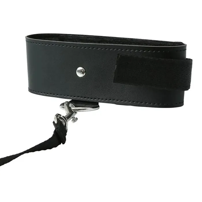 Sex Mischief Black Leash Collar Sportsheets Anal