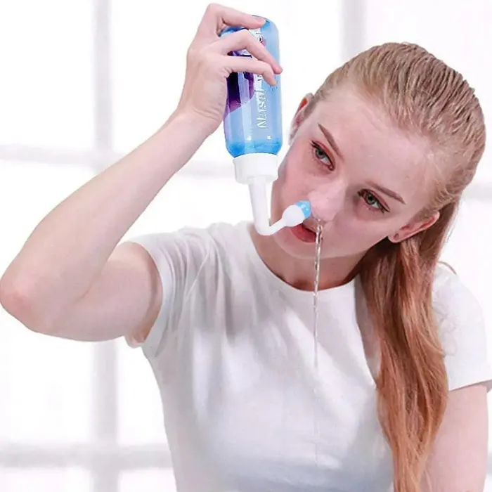 Vibrators Careovate nasal rinse bottle