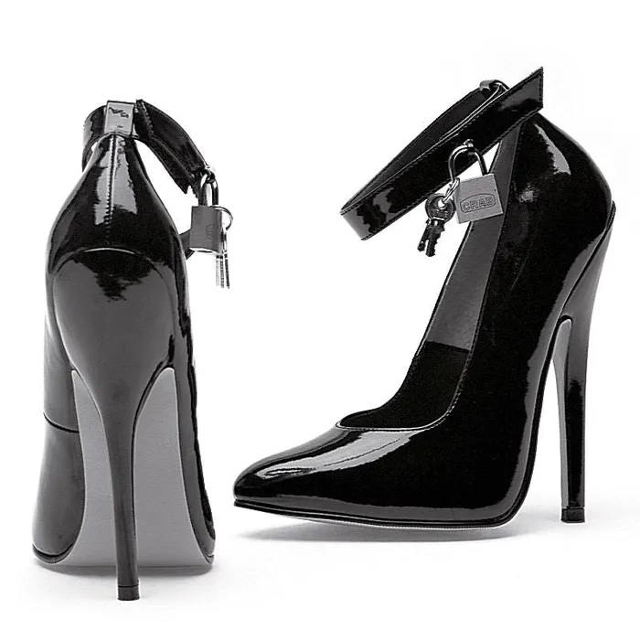 Ellie Shoes Anal Fetish Pump w Lock and Key Black 6in