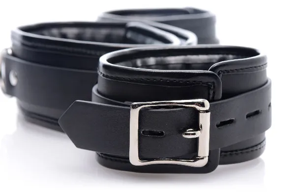 XR Brands Couples Neck To Wrist Restraint